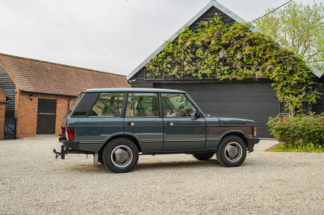 1994 Land Rover Range Rover Classic - Image 8 of 31