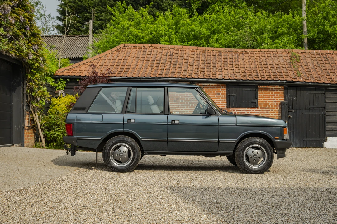 1994 Land Rover Range Rover Classic - Image 16 of 31
