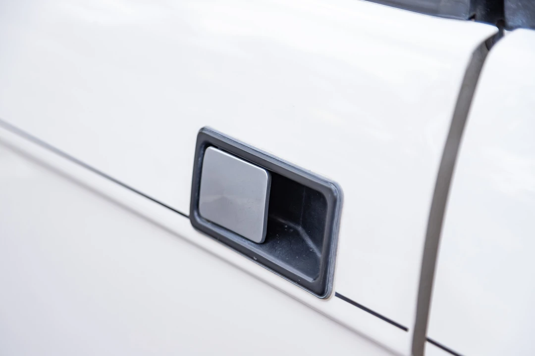 1994 Land Rover Range Rover Classic - Image 26 of 31