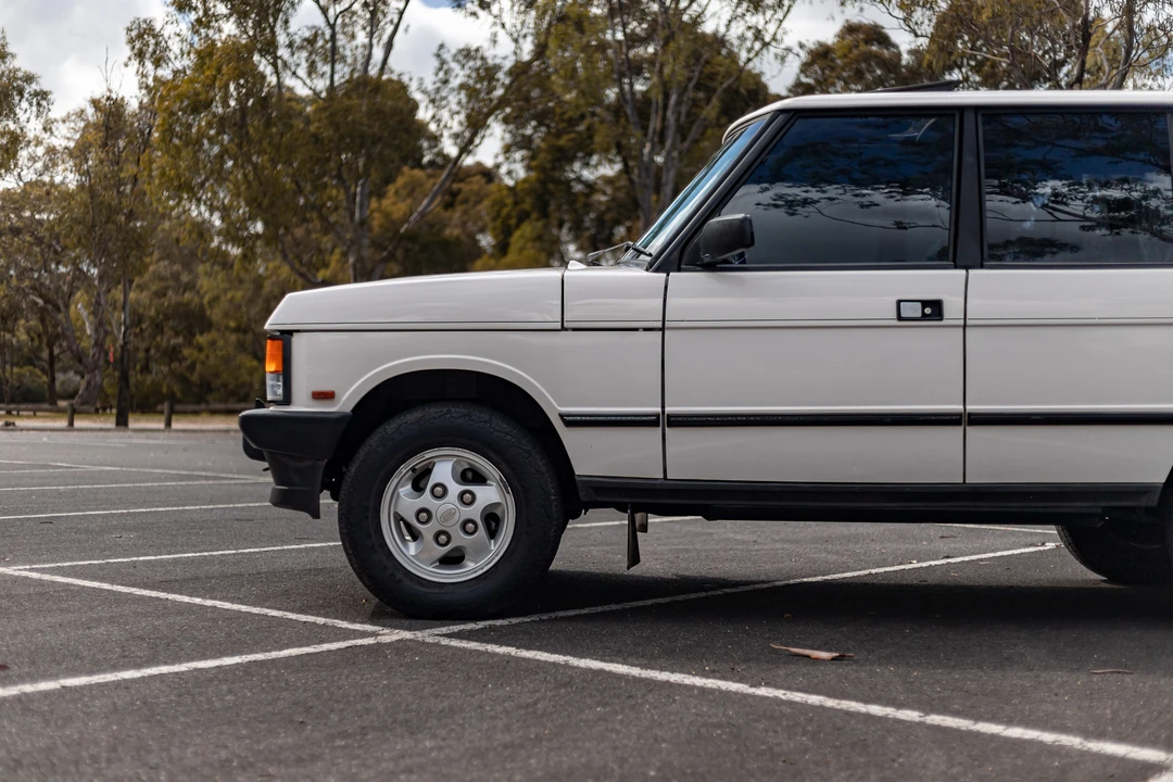 1994 Land Rover Range Rover Classic - Image 13 of 31