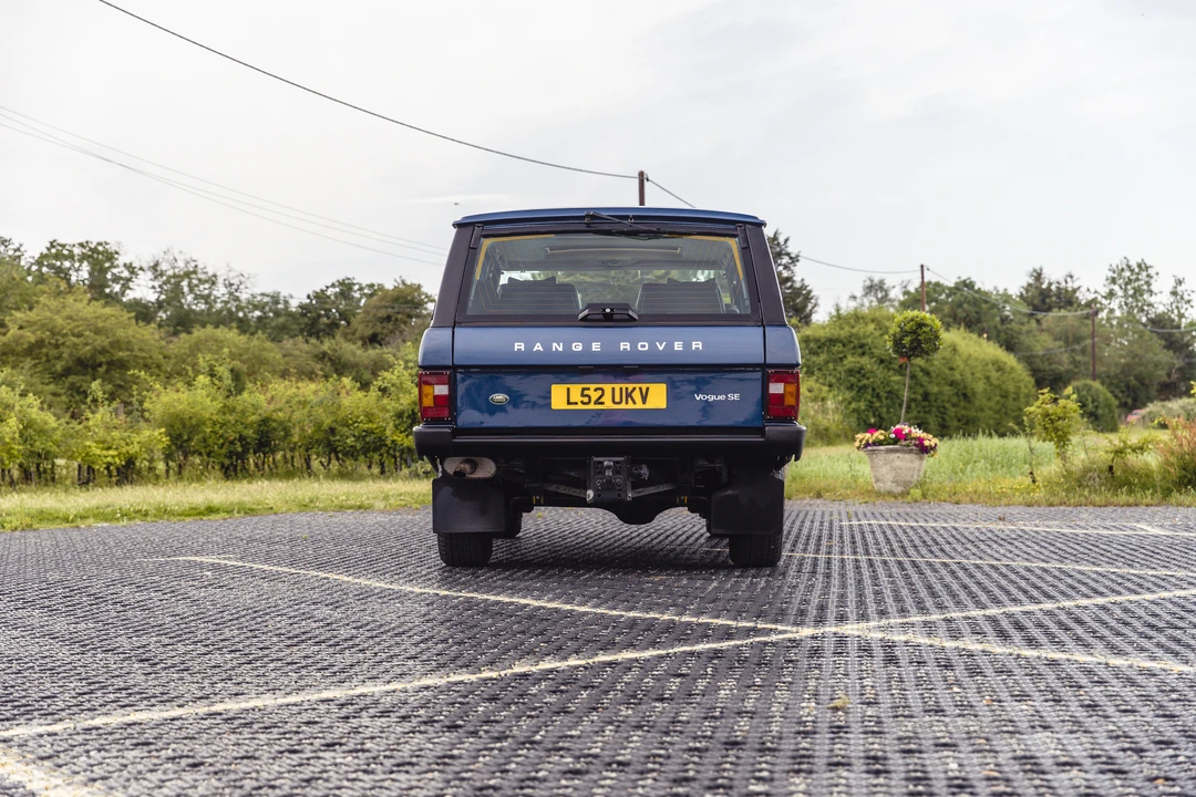 1994 Land Rover Range Rover Classic - Image 13 of 31
