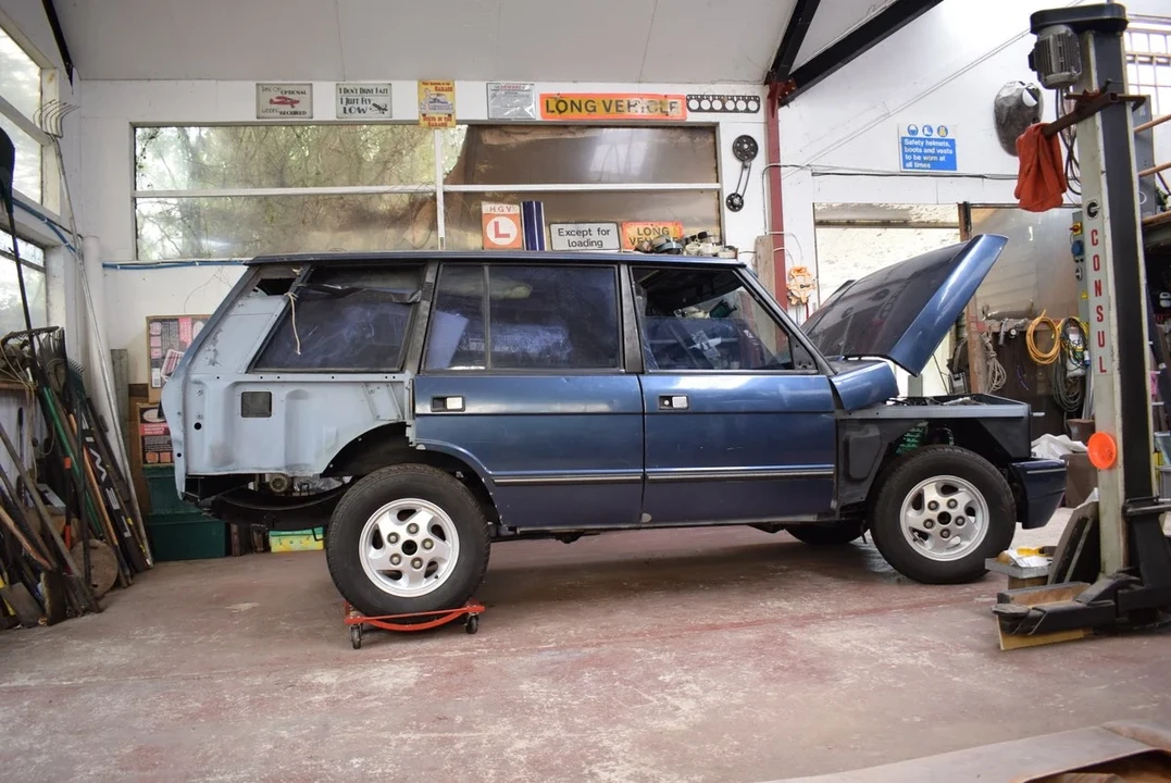 1994 Land Rover Range Rover Classic - Image 5 of 30