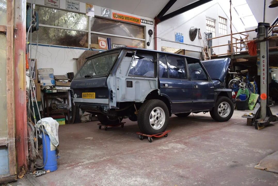 1994 Land Rover Range Rover Classic - Image 6 of 30