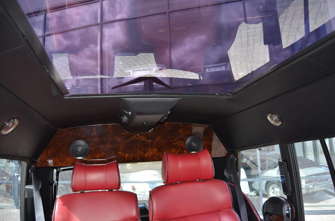 1994 Land Rover Range Rover Classic - Image 3 of 13