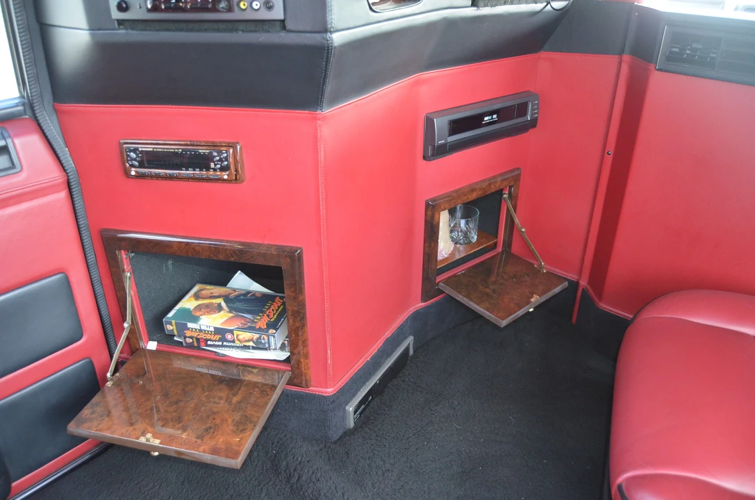 1994 Land Rover Range Rover Classic - Image 2 of 13