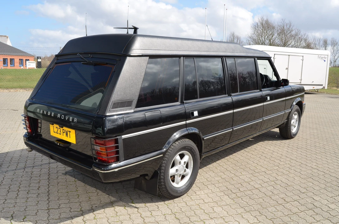 1994 Land Rover Range Rover Classic - Image 8 of 13