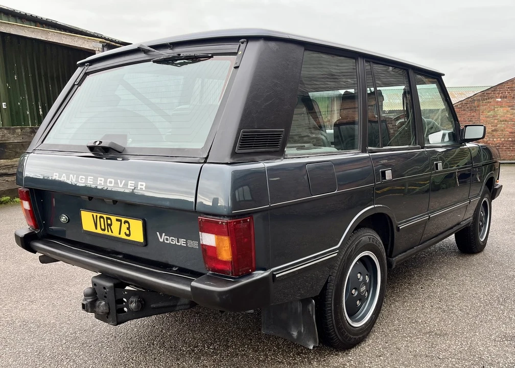 1994 Land Rover Range Rover Classic - Image 9 of 30