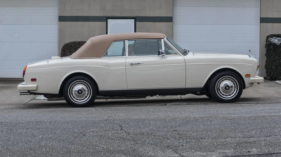1994 Rolls-Royce Corniche Series IV - Image 8 of 12