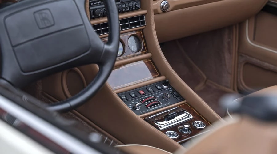 1994 Rolls-Royce Corniche Series IV - Image 10 of 12