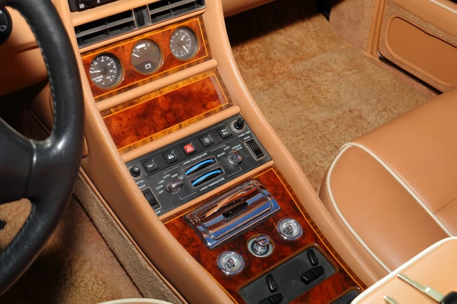 1994 Rolls-Royce Corniche Series IV - Image 17 of 30