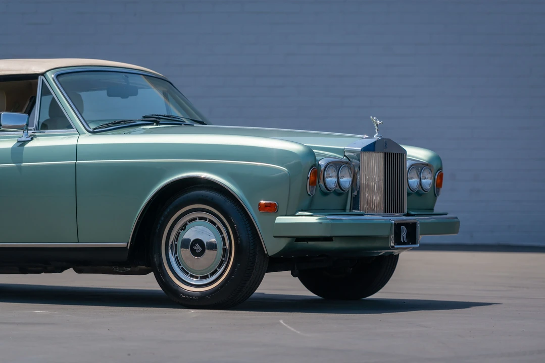 1994 Rolls-Royce Corniche Series IV - Image 8 of 31
