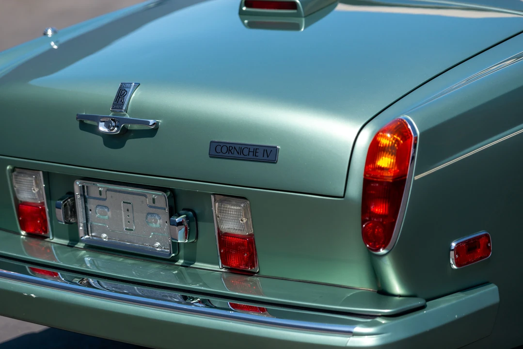 1994 Rolls-Royce Corniche Series IV - Image 12 of 31