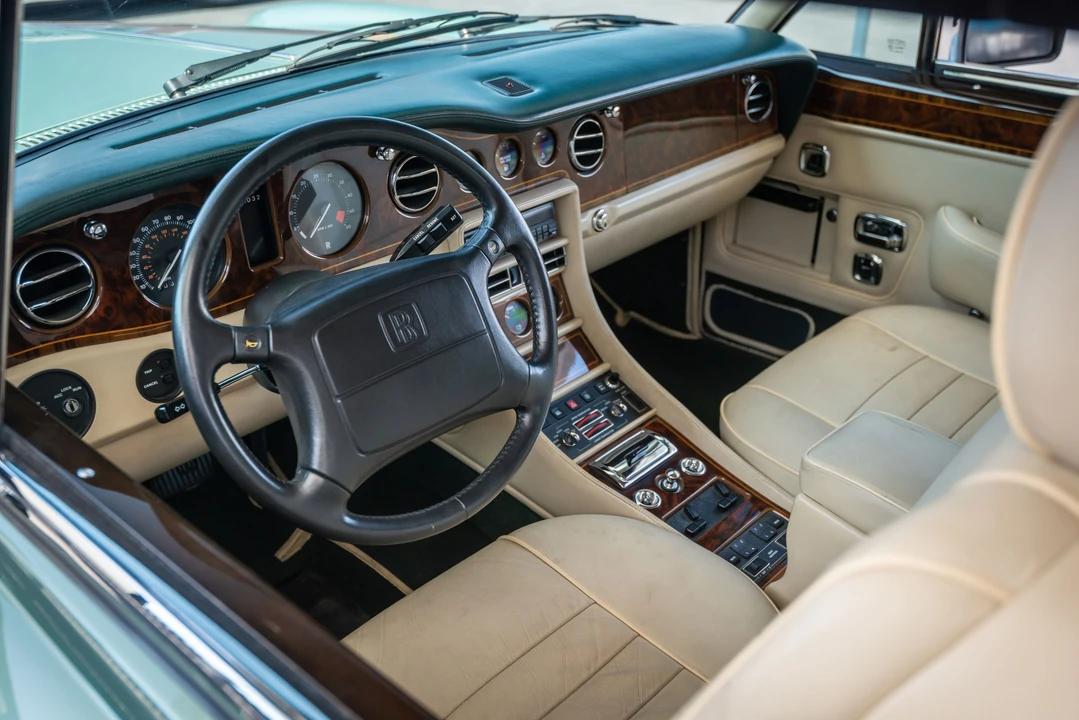 1994 Rolls-Royce Corniche Series IV - Image 25 of 31