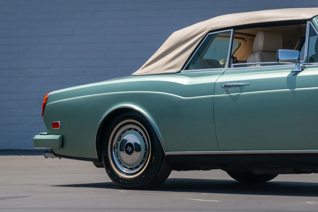 1994 Rolls-Royce Corniche Series IV - Image 9 of 31