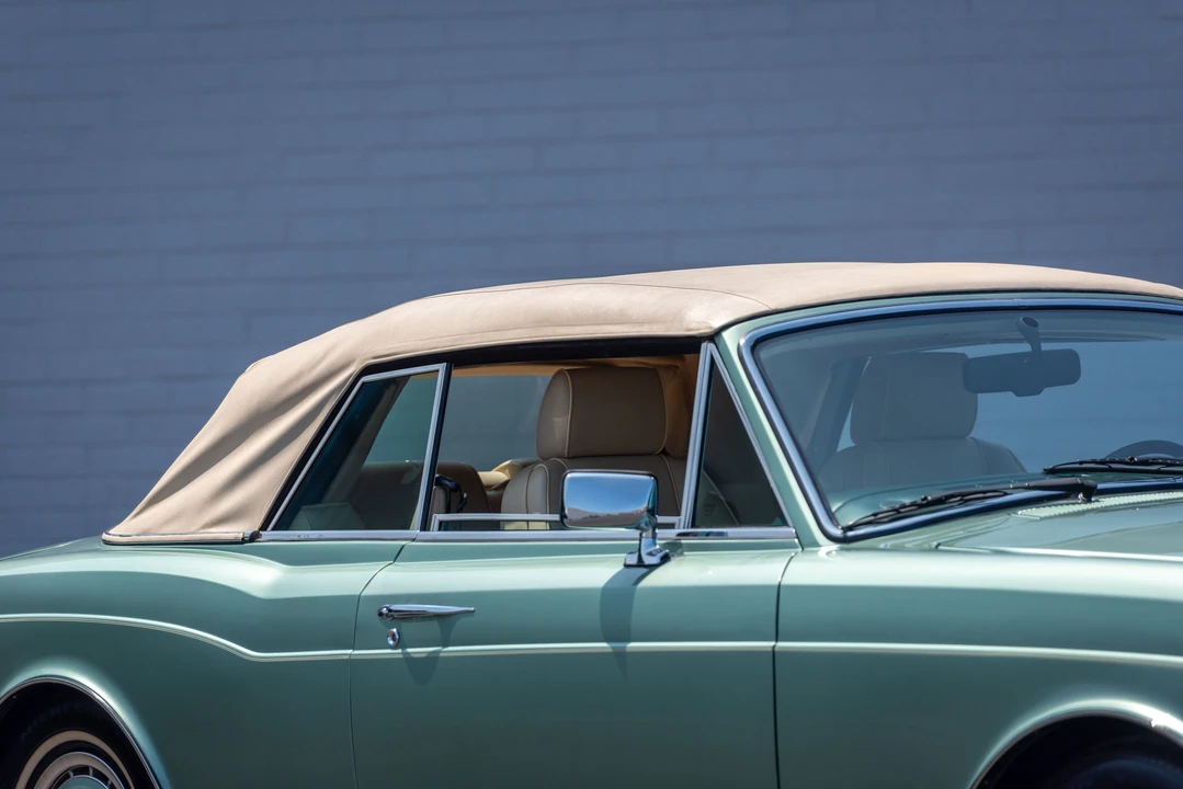 1994 Rolls-Royce Corniche Series IV - Image 10 of 31