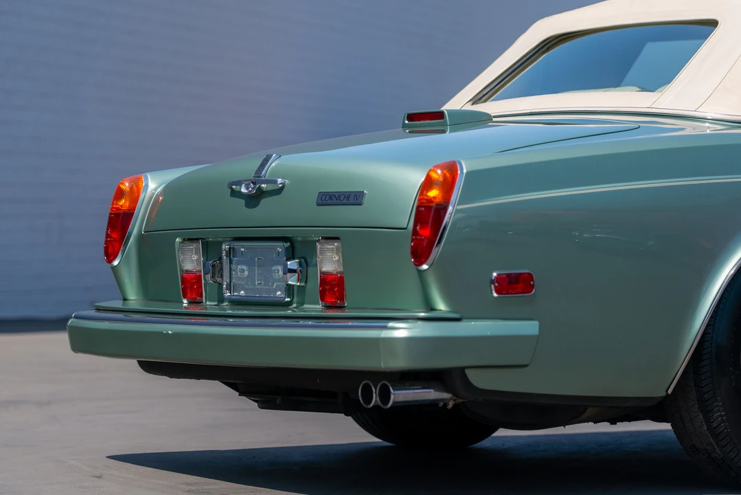 1994 Rolls-Royce Corniche Series IV - Image 11 of 31