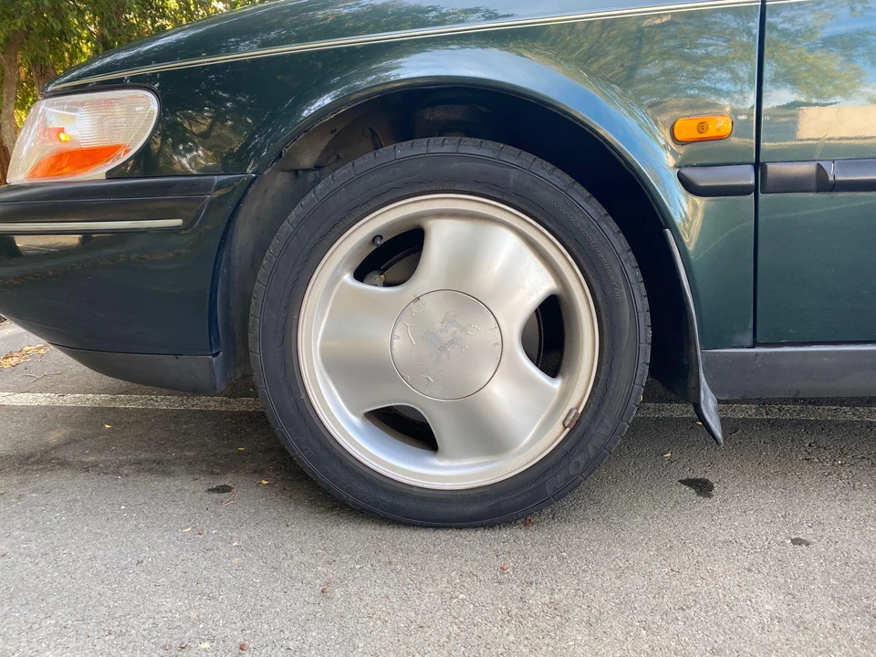 1994 Saab 900 Turbo 1st Gen - Image 14 of 31