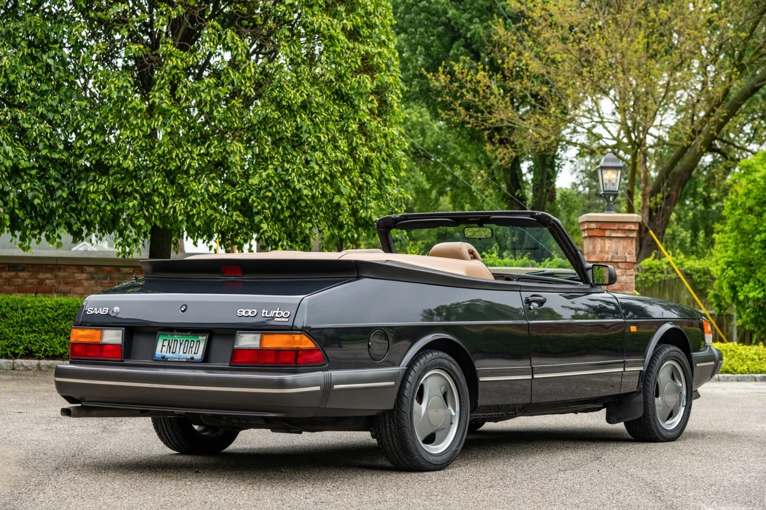 1994 Saab 900 Commemorative Edition 1st Gen - Image 14 of 31