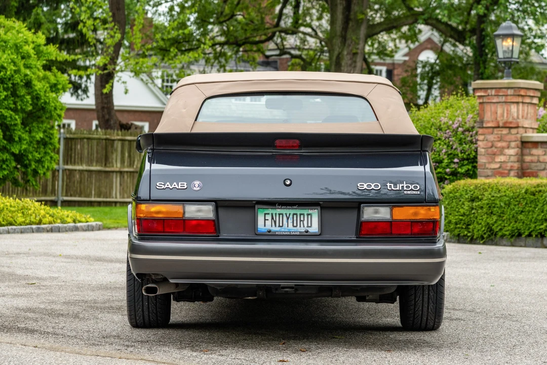 1994 Saab 900 Commemorative Edition 1st Gen - Image 23 of 31