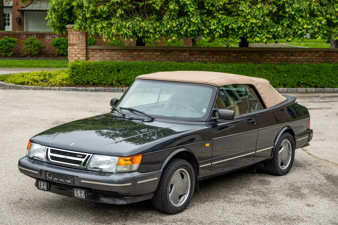 1994 Saab 900 Commemorative Edition 1st Gen - Image 19 of 31