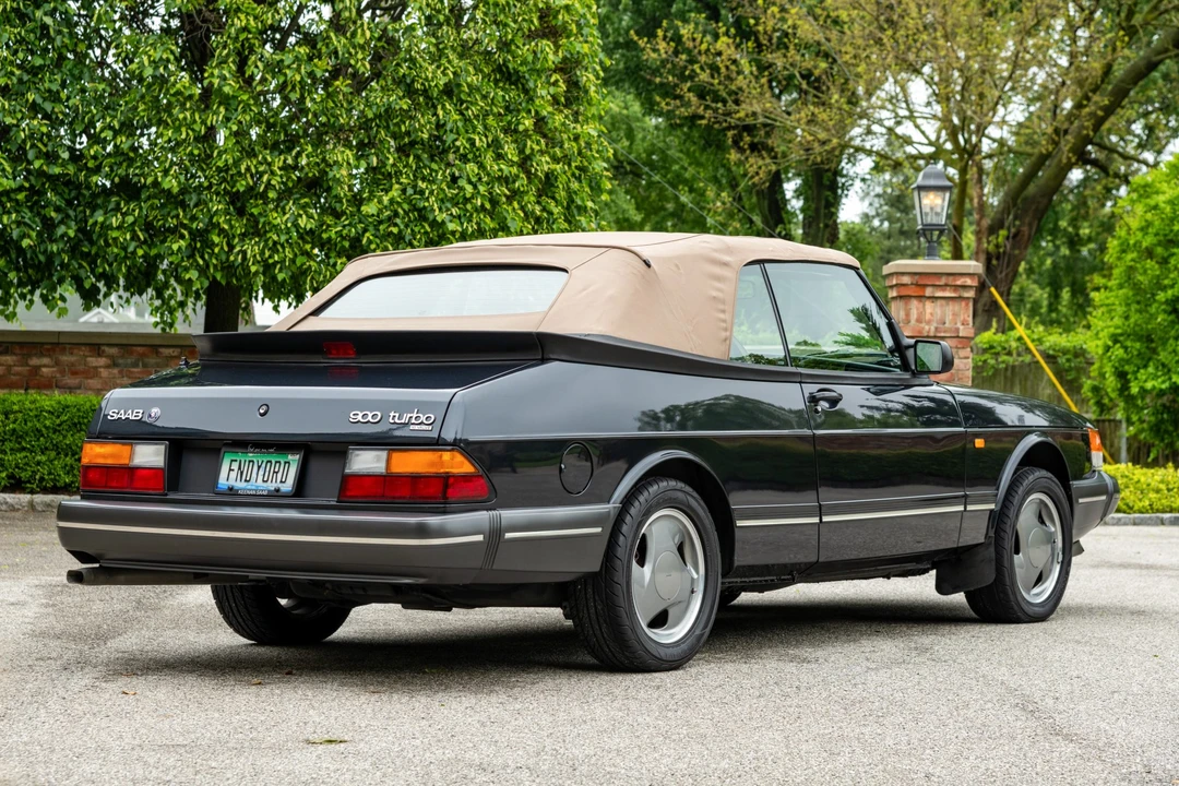 1994 Saab 900 Commemorative Edition 1st Gen - Image 24 of 31