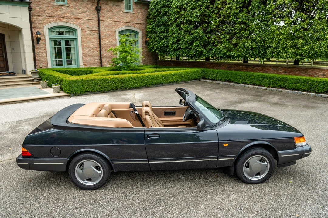 1994 Saab 900 Commemorative Edition 1st Gen - Image 16 of 31