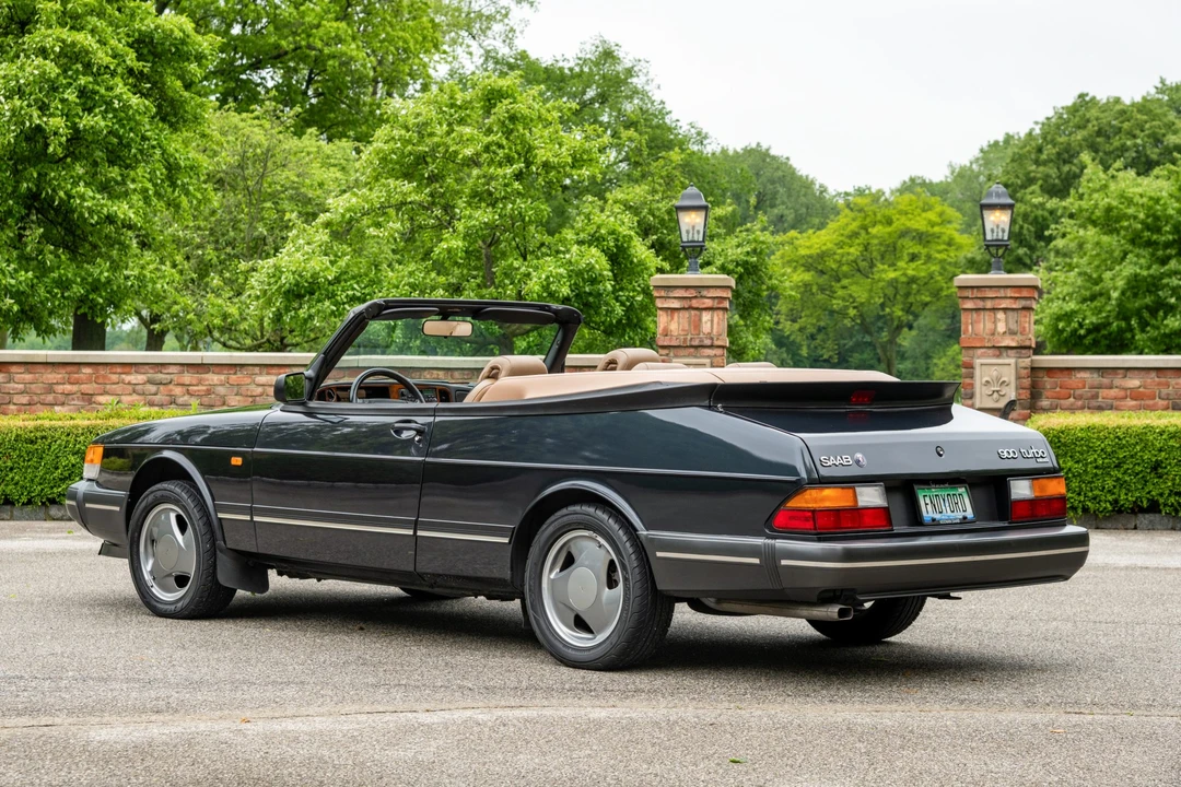 1994 Saab 900 Commemorative Edition 1st Gen - Image 10 of 31