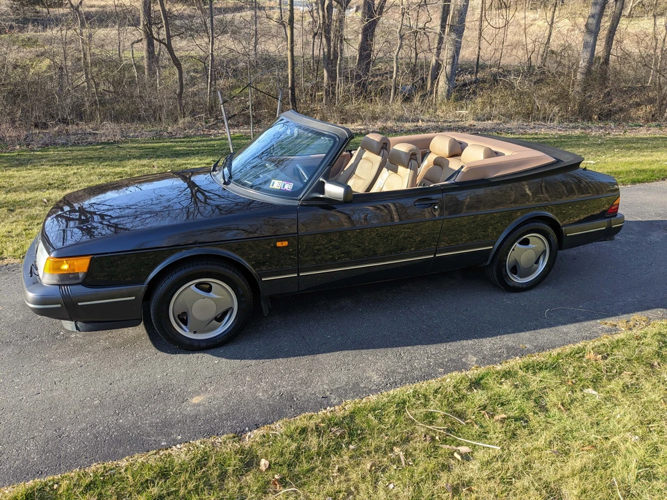 1994 Saab 900 Commemorative Edition 1st Gen - Image 14 of 31