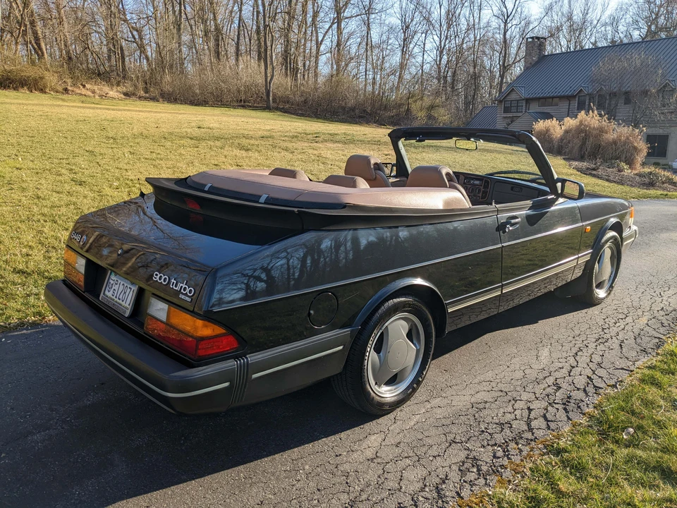 1994 Saab 900 Commemorative Edition 1st Gen - Image 18 of 31