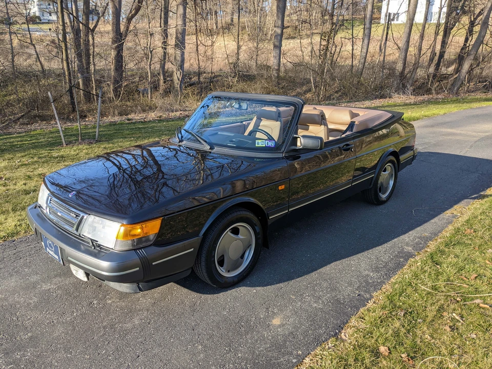 1994 Saab 900 Commemorative Edition 1st Gen - Image 19 of 31