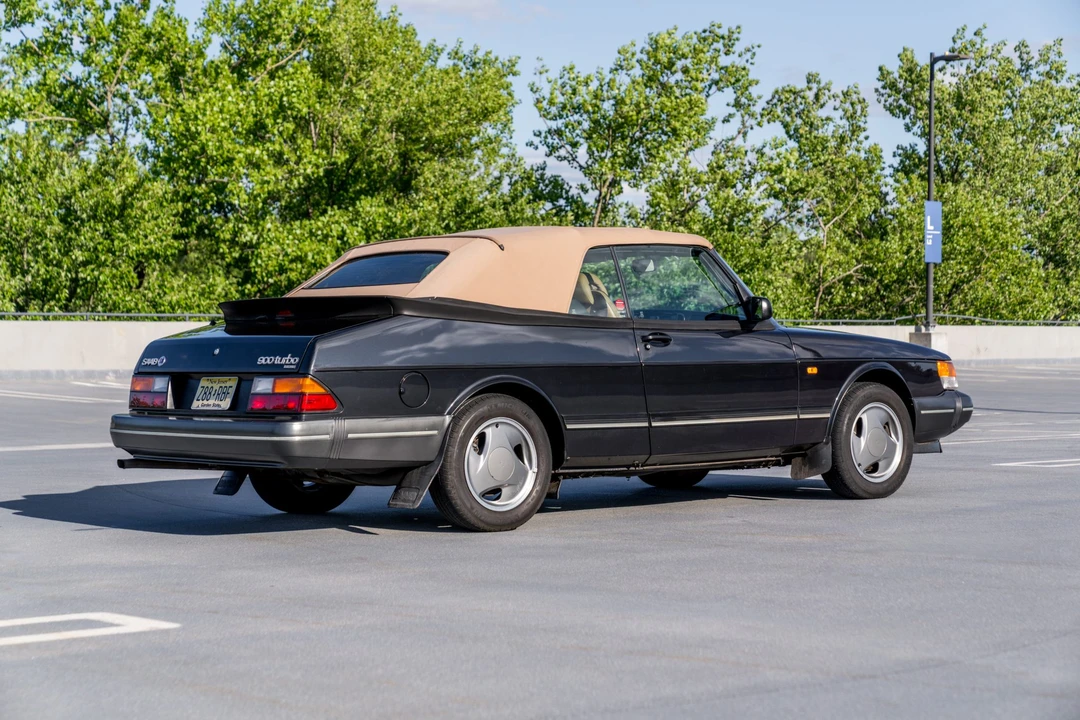 1994 Saab 900 Commemorative Edition 1st Gen - Image 12 of 31
