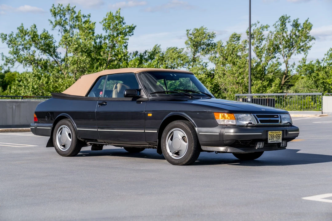 1994 Saab 900 Commemorative Edition 1st Gen - Image 10 of 31