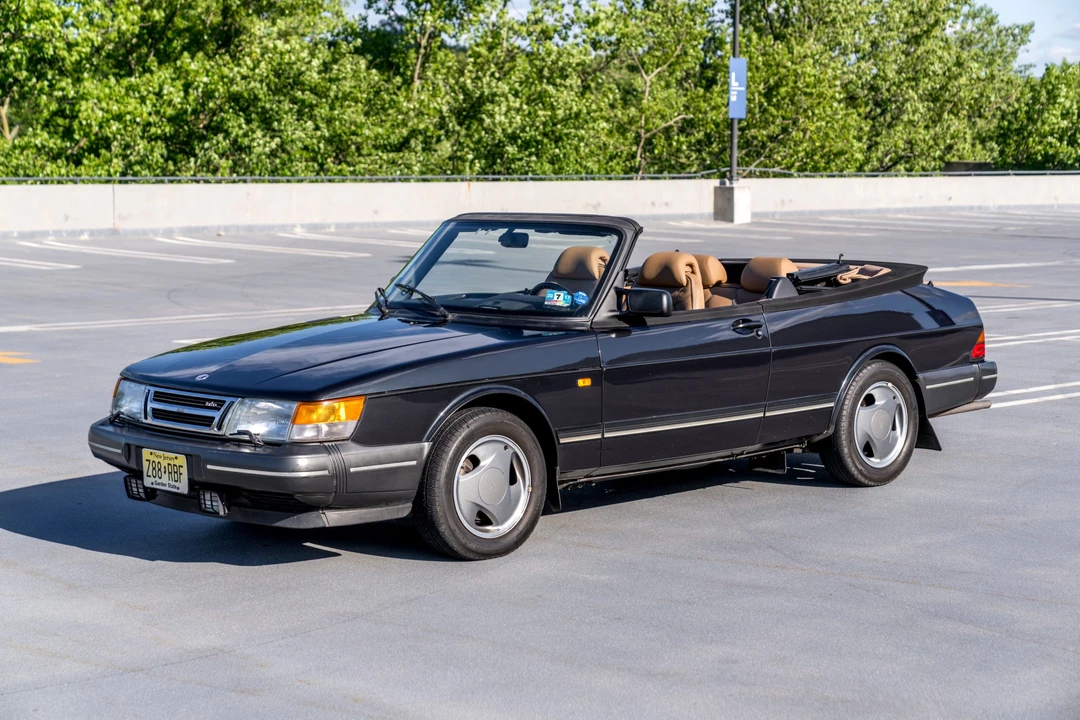 1994 Saab 900 Commemorative Edition 1st Gen - Image 24 of 31