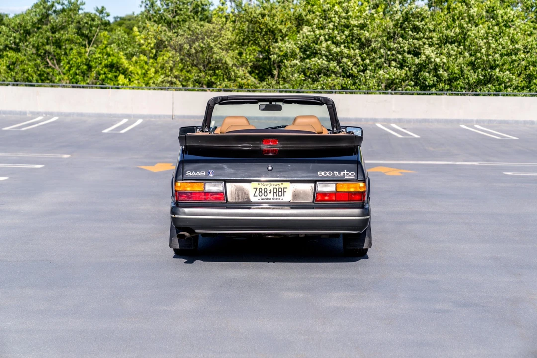 1994 Saab 900 Commemorative Edition 1st Gen - Image 21 of 31
