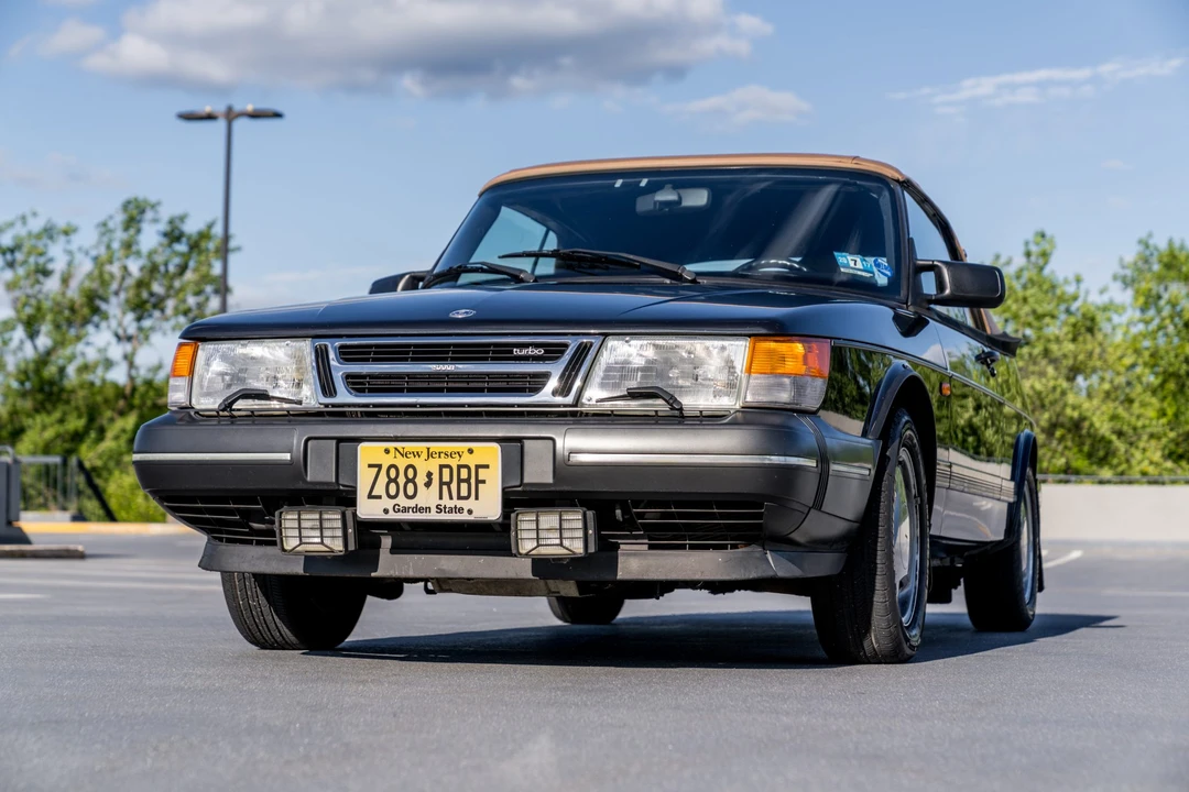 1994 Saab 900 Commemorative Edition 1st Gen - Image 5 of 31