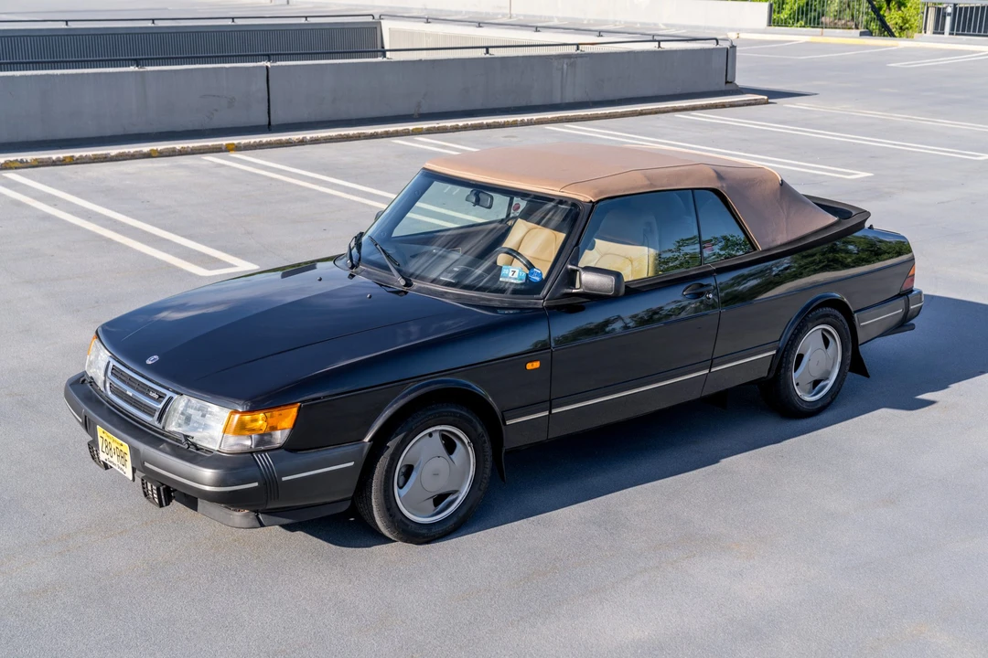 1994 Saab 900 Commemorative Edition 1st Gen - Image 4 of 31