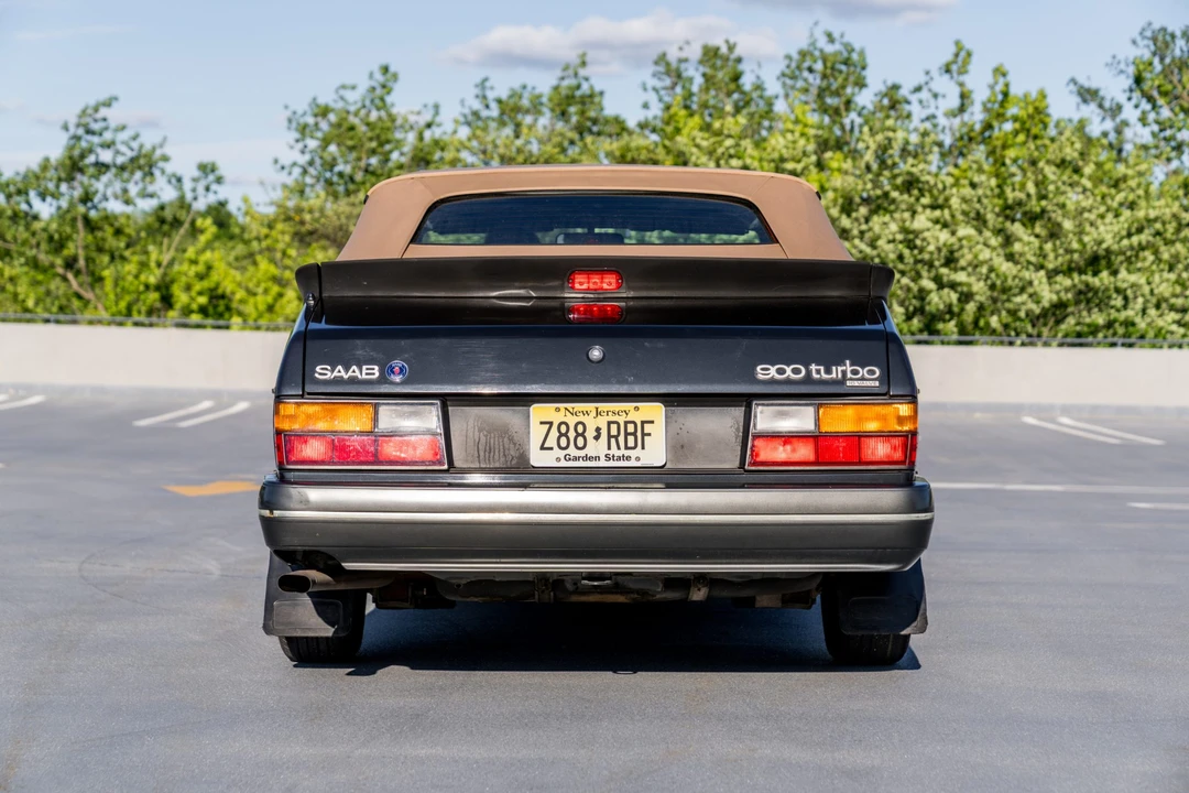 1994 Saab 900 Commemorative Edition 1st Gen - Image 15 of 31