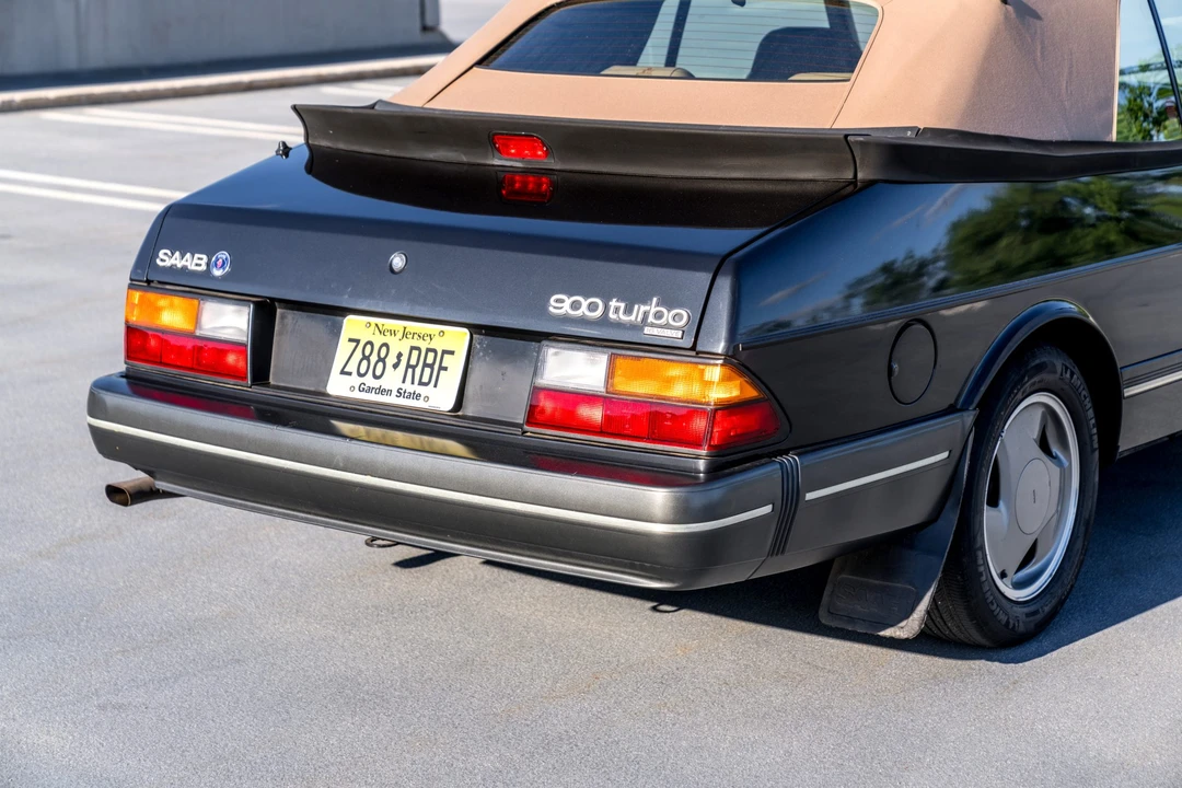 1994 Saab 900 Commemorative Edition 1st Gen - Image 29 of 31