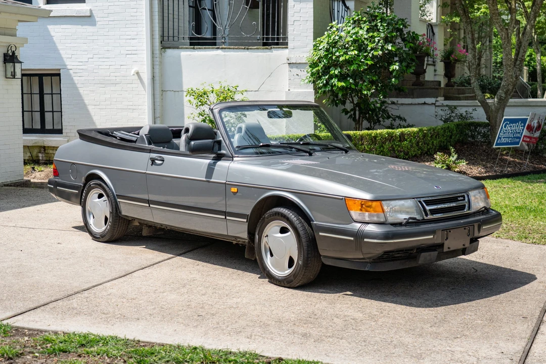 1994 Saab 900 Turbo 1st Gen - Image 2 of 31