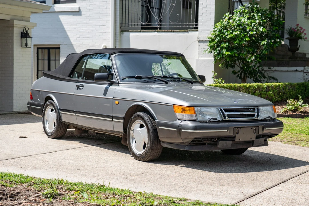 1994 Saab 900 Turbo 1st Gen - Image 10 of 31