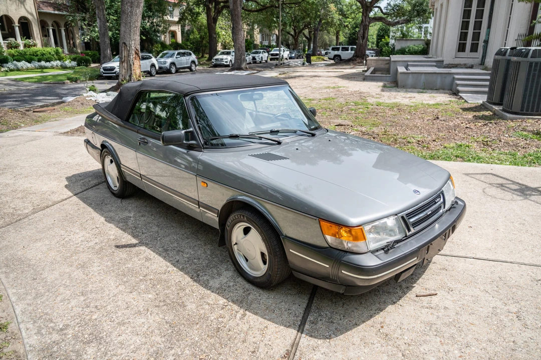 1994 Saab 900 Turbo 1st Gen - Image 18 of 31