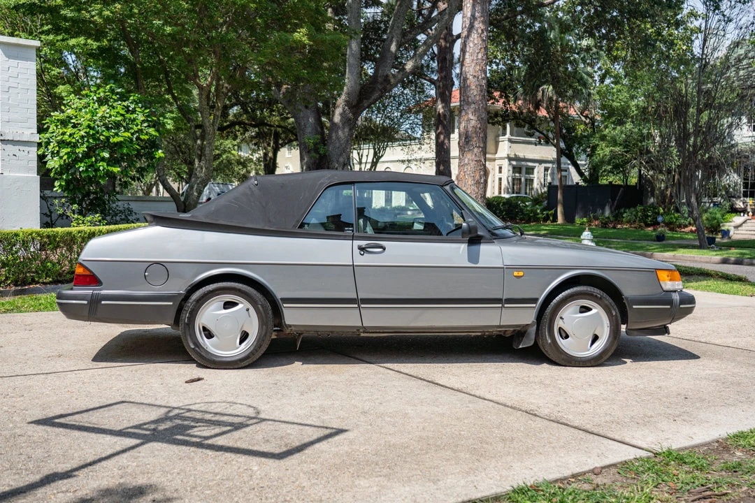 1994 Saab 900 Turbo 1st Gen - Image 17 of 31