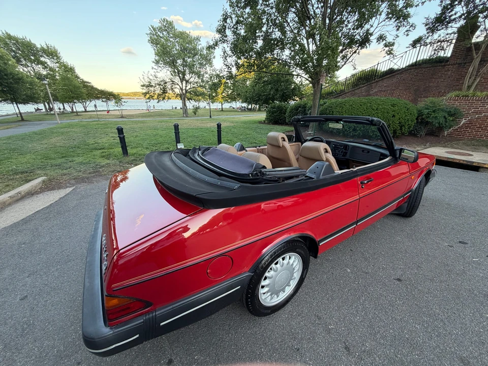 1994 Saab 900 1st Gen - Image 17 of 31