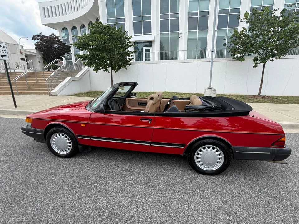 1994 Saab 900 1st Gen - Image 23 of 31