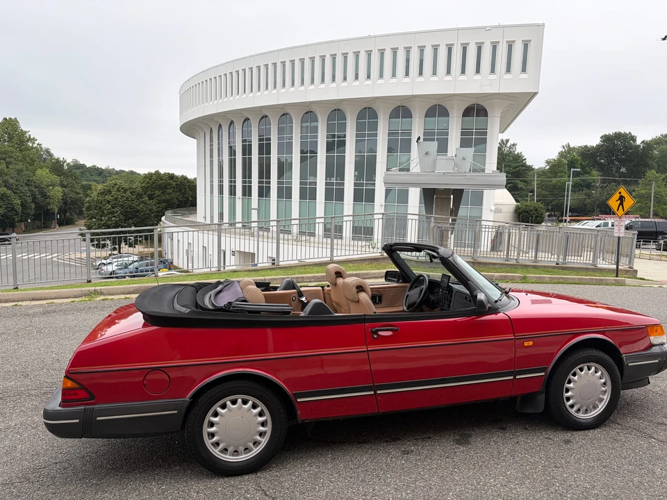 1994 Saab 900 1st Gen - Image 15 of 31
