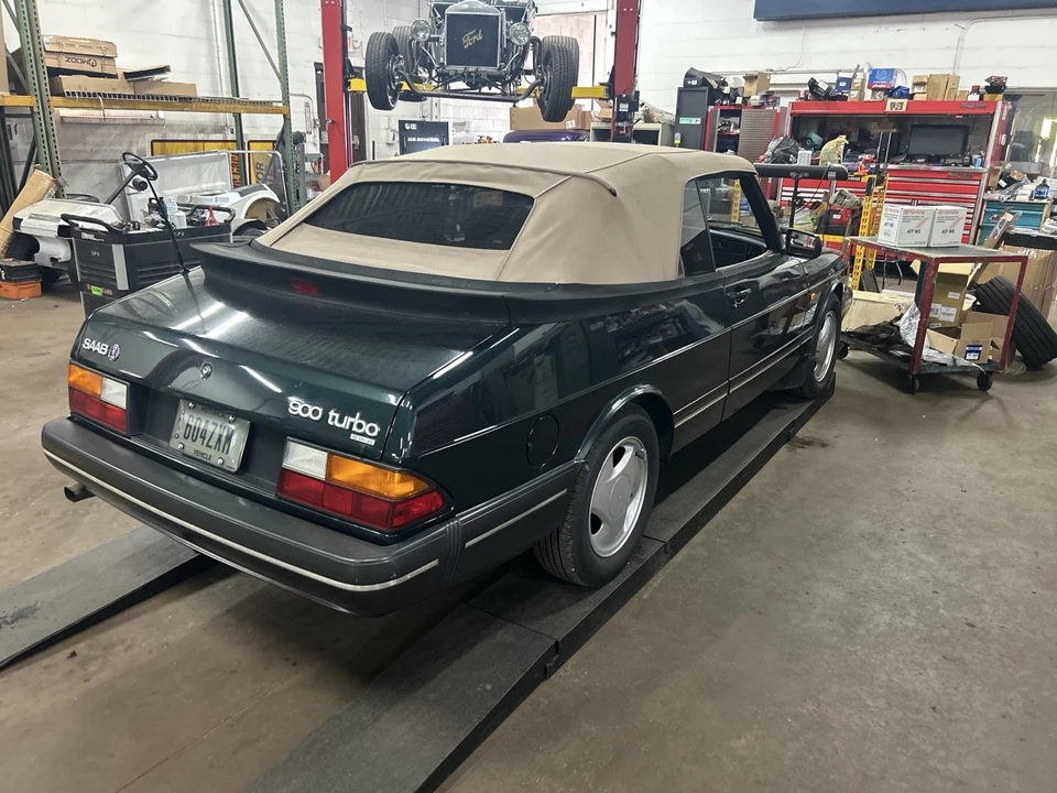 1994 Saab 900 2nd Gen - Image 3 of 6