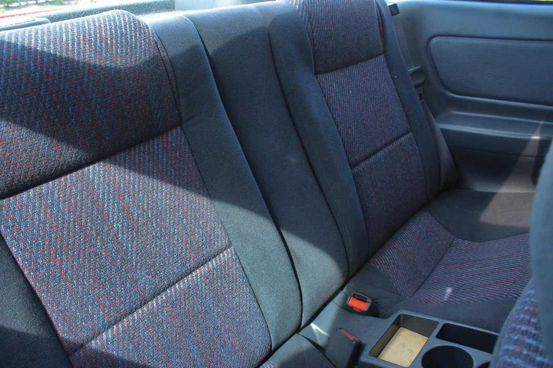 1994 Saturn - Image 14 of 31