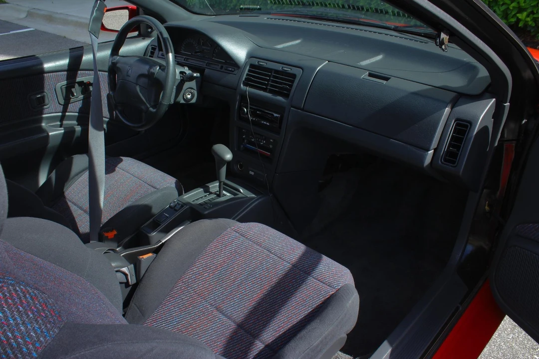 1994 Saturn - Image 12 of 31