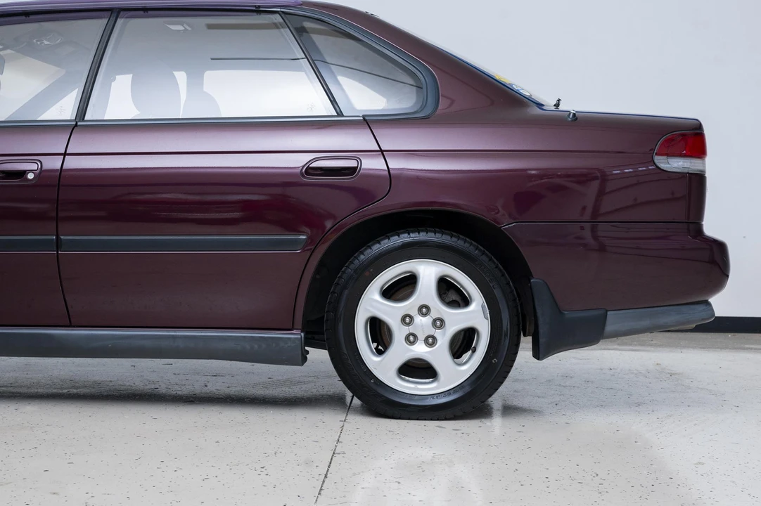 1994 Subaru Legacy 1st Gen - Image 26 of 31