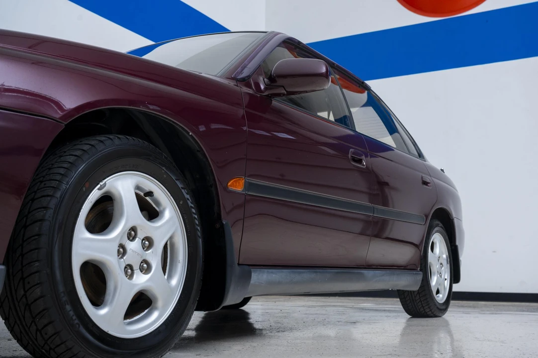 1994 Subaru Legacy 1st Gen - Image 21 of 31